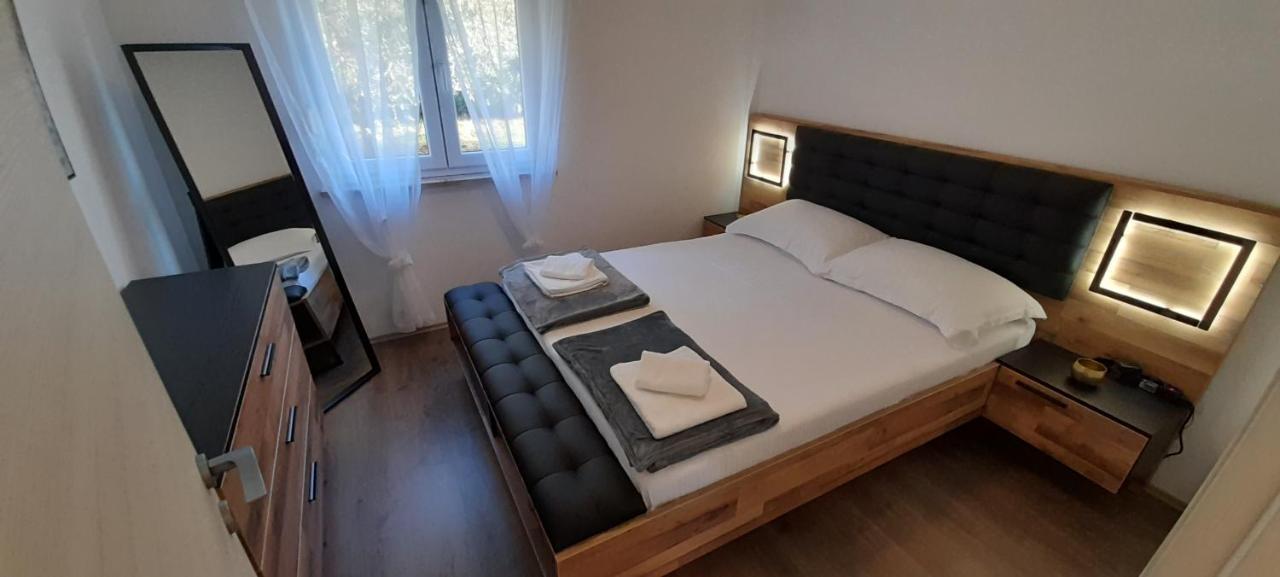 Holiday House Emjalemi Пула Экстерьер фото