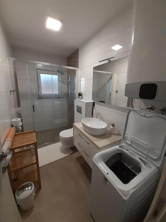 Holiday House Emjalemi Пула Экстерьер фото